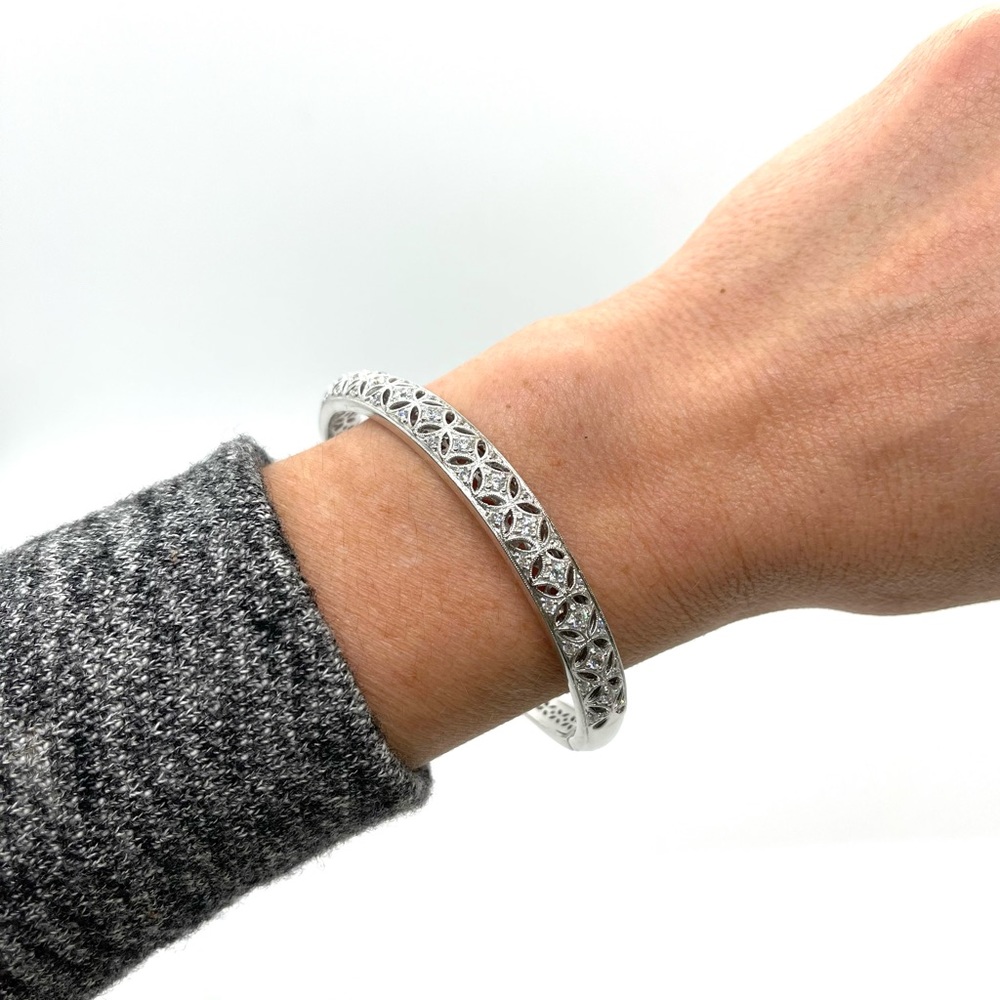925S Tacori Flower White Topaz Pave Bracelet